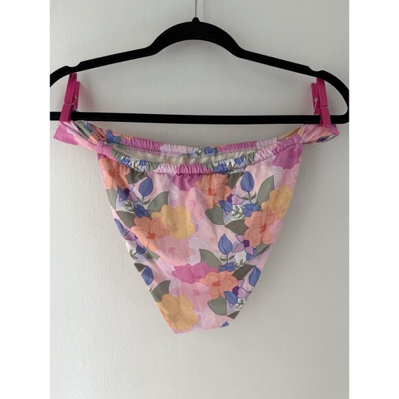 Dippin Daisy’s Women’s XL Bikini Floral Top And High Waist High Leg Bottoms - Picture 3 of 8